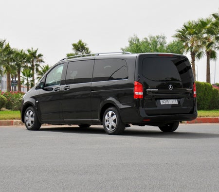 Schwarz Mercedes Benz Vito 2020 Schwarz Mercedes Benz Vito 2020