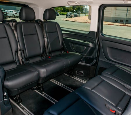 Black Mercedes Benz Vito 2024