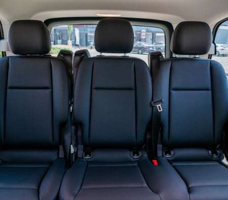 Black Mercedes Benz Vito 2024