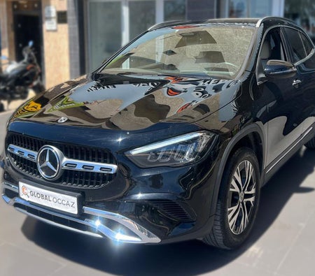 Schwarz Mercedes Benz GLA 200 D DISTINCTIVE 2024 Schwarz Mercedes Benz GLA 200 D DISTINCTIVE 2024