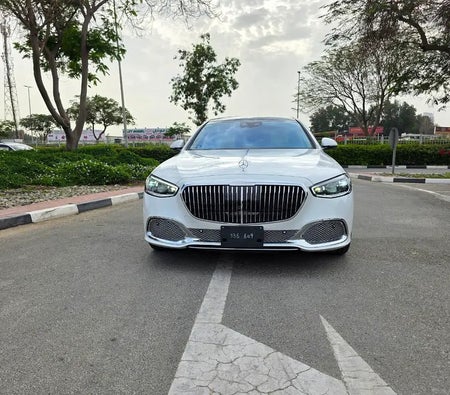 Mercedes Maybach S680 2024, photo 2 of 4