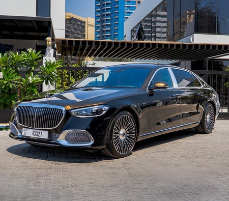 Mercedes Benz Maybach S680 2023