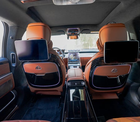 Mercedes Benz Maybach S680 2023
