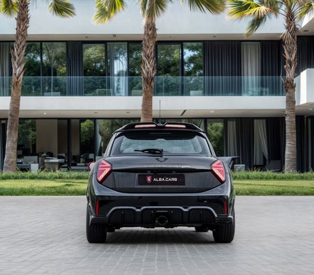 Siyah Mini Cooper JCW 2026