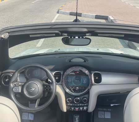 Mini Cooper Convertible 2023