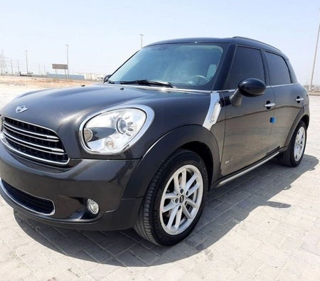 Mini Cooper D Countryman 2015, photo 3 of 4