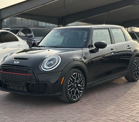 Mini Cooper S 2022, photo 3 of 4