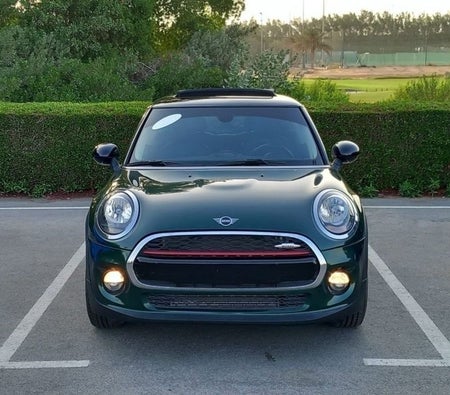 Mini Cooper 2019, photo 2 of 4
