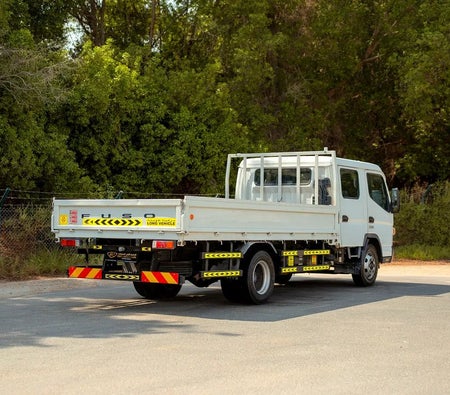 White Mitsubishi Canter 2022