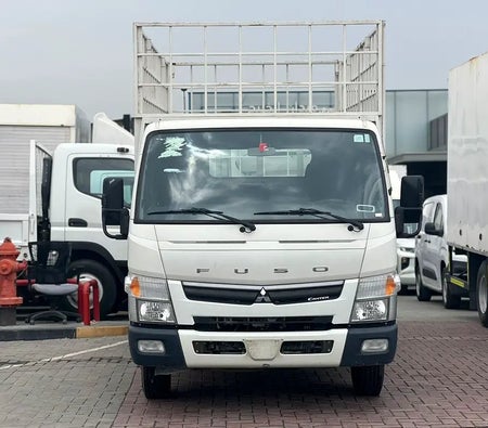 Mitsubishi Canter 2021, photo 2 of 4