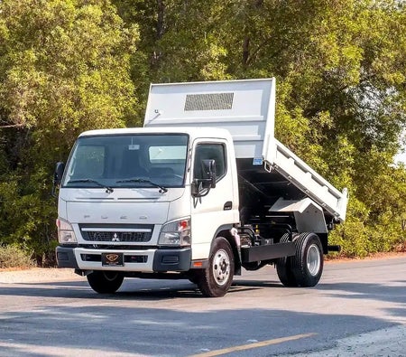 Mitsubishi Canter  2024, photo 1 of 4
