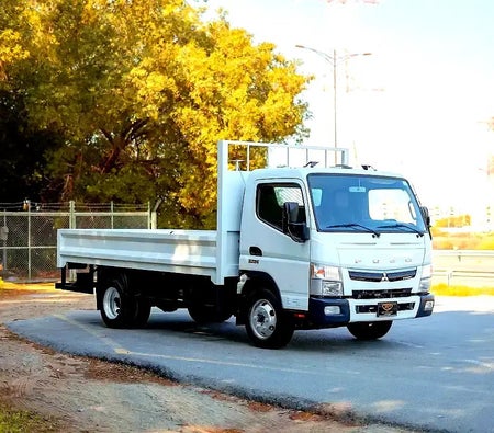 Mitsubishi Canter  2022, photo 2 of 4