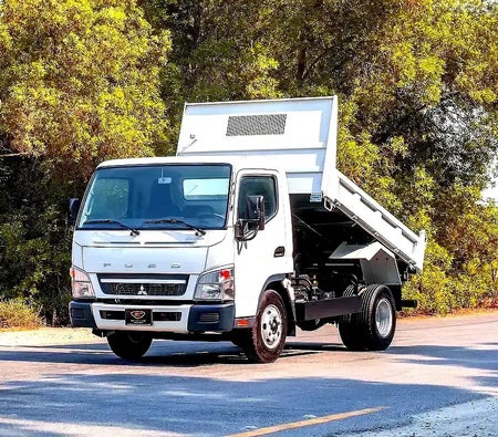 Mitsubishi Canter  2024, photo 1 of 4