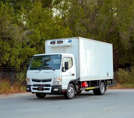 ميتسوبيشي Canter  2022, photo 1 of 4
