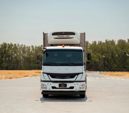 Белый Mitsubishi Fuso FJ 2020 год Белый Mitsubishi Fuso FJ 2020 год