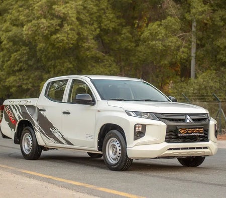 White Mitsubishi L200 Double Cab GLX 2021