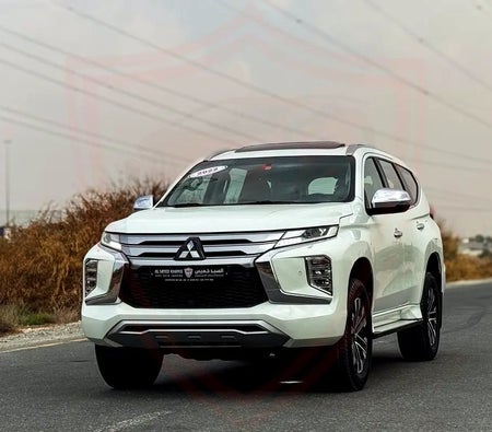 Mitsubishi Montero Sport 2022, photo 3 of 4