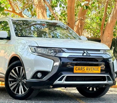 ميتسوبيشي Outlander GLS 2023, photo 3 of 4