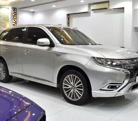 D'argento Mitsubishi Outlander GLS 2020