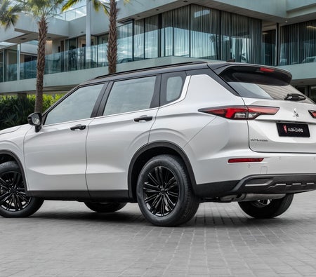 Weiß Mitsubishi Outlander GLX PRIME 2024