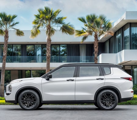 Weiß Mitsubishi Outlander GLX PRIME 2024
