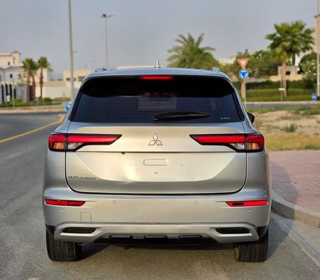 Mitsubishi Outlander 2025, photo 3 of 4