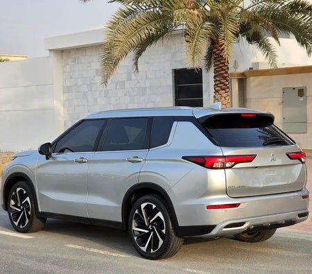 Mitsubishi Outlander 2025, photo 4 of 4