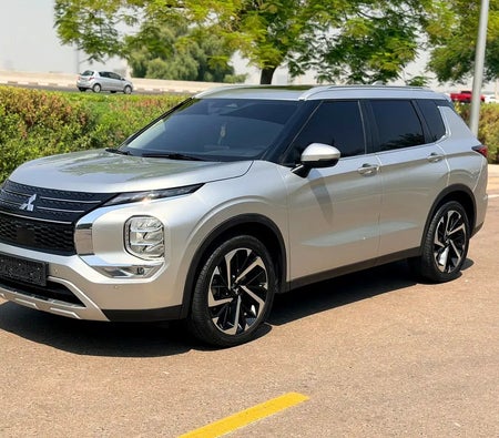Mitsubishi Outlander 2024, photo 3 of 4