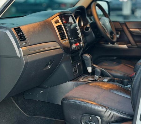 Mitsubishi Pajero 2016, photo 4 of 4
