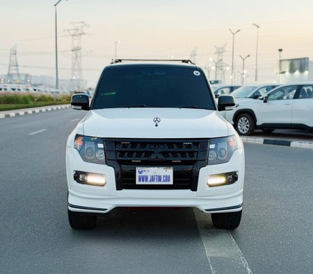 Mitsubishi Pajero 2016, photo 2 of 4