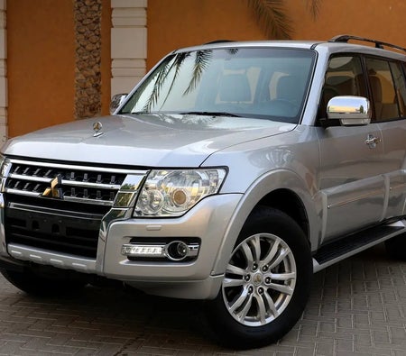 Mitsubishi Pajero GLS 2019, photo 3 of 4