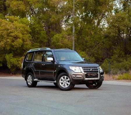 Mitsubishi Pajero GLS 2017, photo 2 of 4
