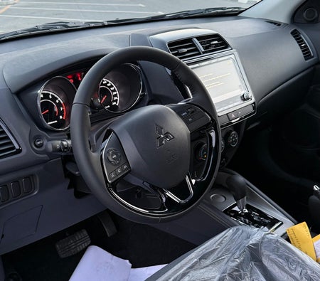 Black Mitsubishi ASX 2025