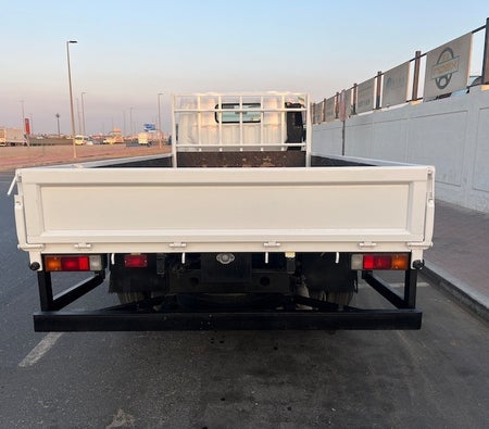 Mitsubishi Fuso Canter 2020, photo 4 of 4