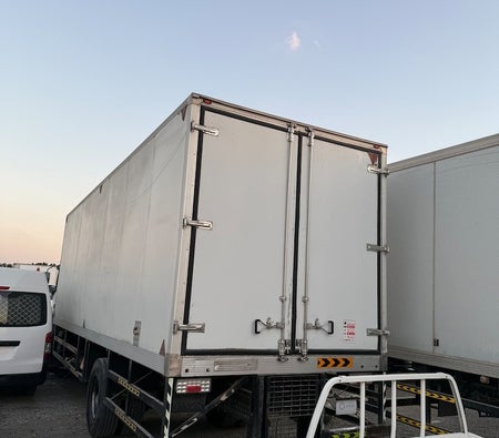 White Mitsubishi Canter 2021
