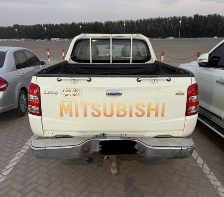 White Mitsubishi L200 Double Cab GL 2018