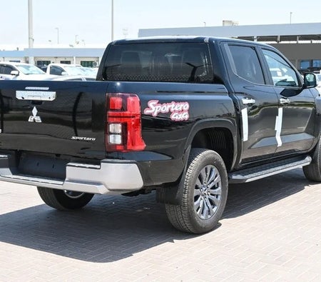 Black Mitsubishi L200 Double Cab 2025