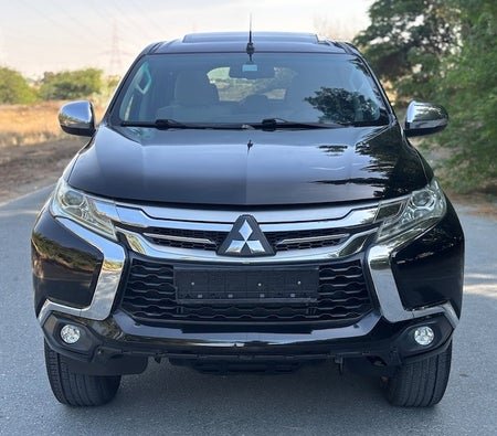 Mitsubishi Montero Sport GLS 4WD 2019, photo 2 of 4