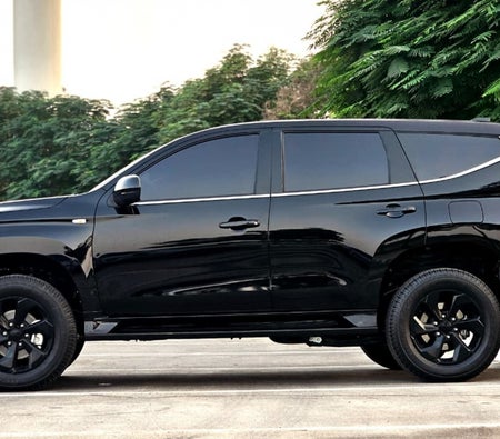 Mitsubishi Montero Sport 2025