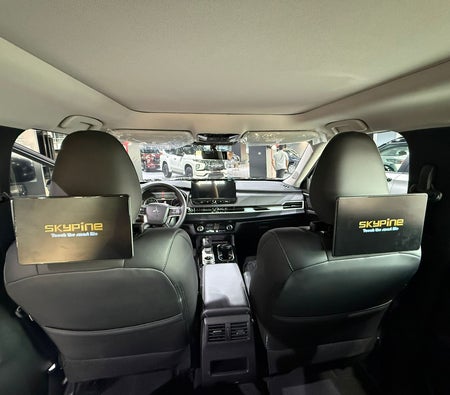 Gray Mitsubishi Outlander 2026