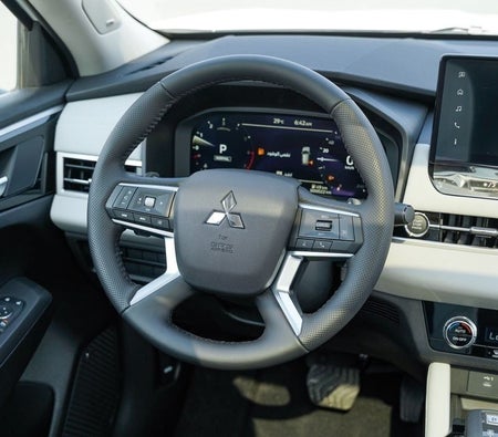 White Mitsubishi Outlander 2026