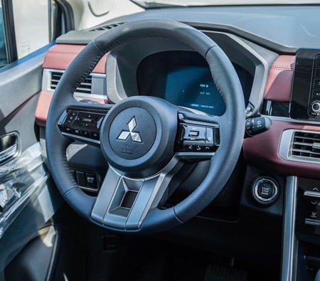 Silver Mitsubishi Xpander 2026