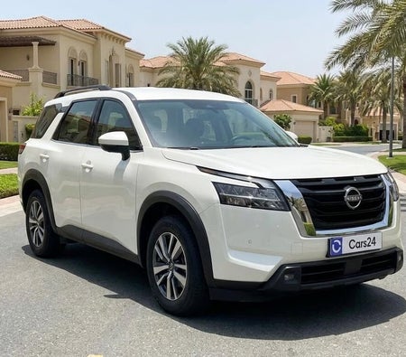 Weiß Nissan Pathfinder S 2024 Weiß Nissan Pathfinder S 2024