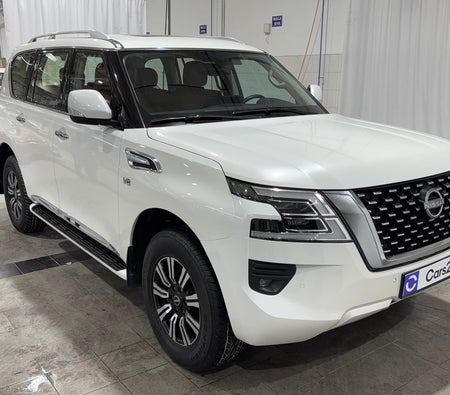 White Nissan Patrol LE T2 2024 White Nissan Patrol LE T2 2024
