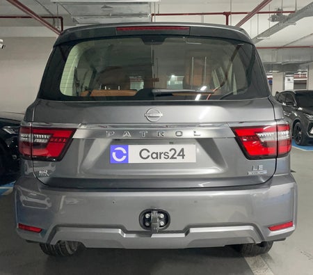 Grau Nissan Patrol LE T2 2024 Grau Nissan Patrol LE T2 2024