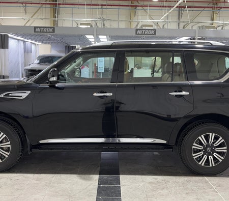 أسود نيسان Patrol SE Titanium 2024 أسود نيسان Patrol SE Titanium 2024