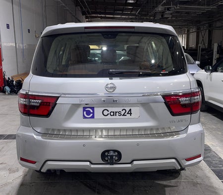 Silber Nissan Patrol SE Titanium 2021