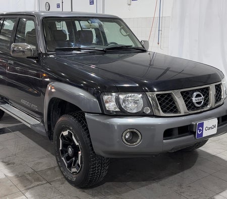 Black Nissan Patrol Super Safari 2022 Black Nissan Patrol Super Safari 2022