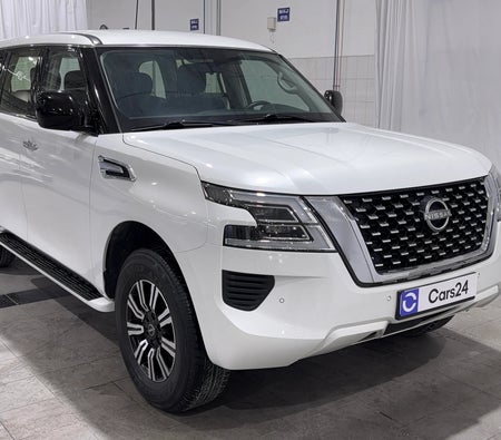 Weiß Nissan Patrol XE 2024 Weiß Nissan Patrol XE 2024
