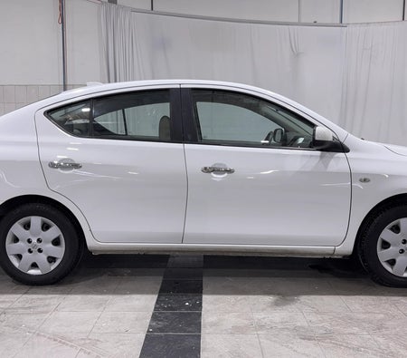 Blanco Nissan Sunny SV 2023 Blanco Nissan Sunny SV 2023